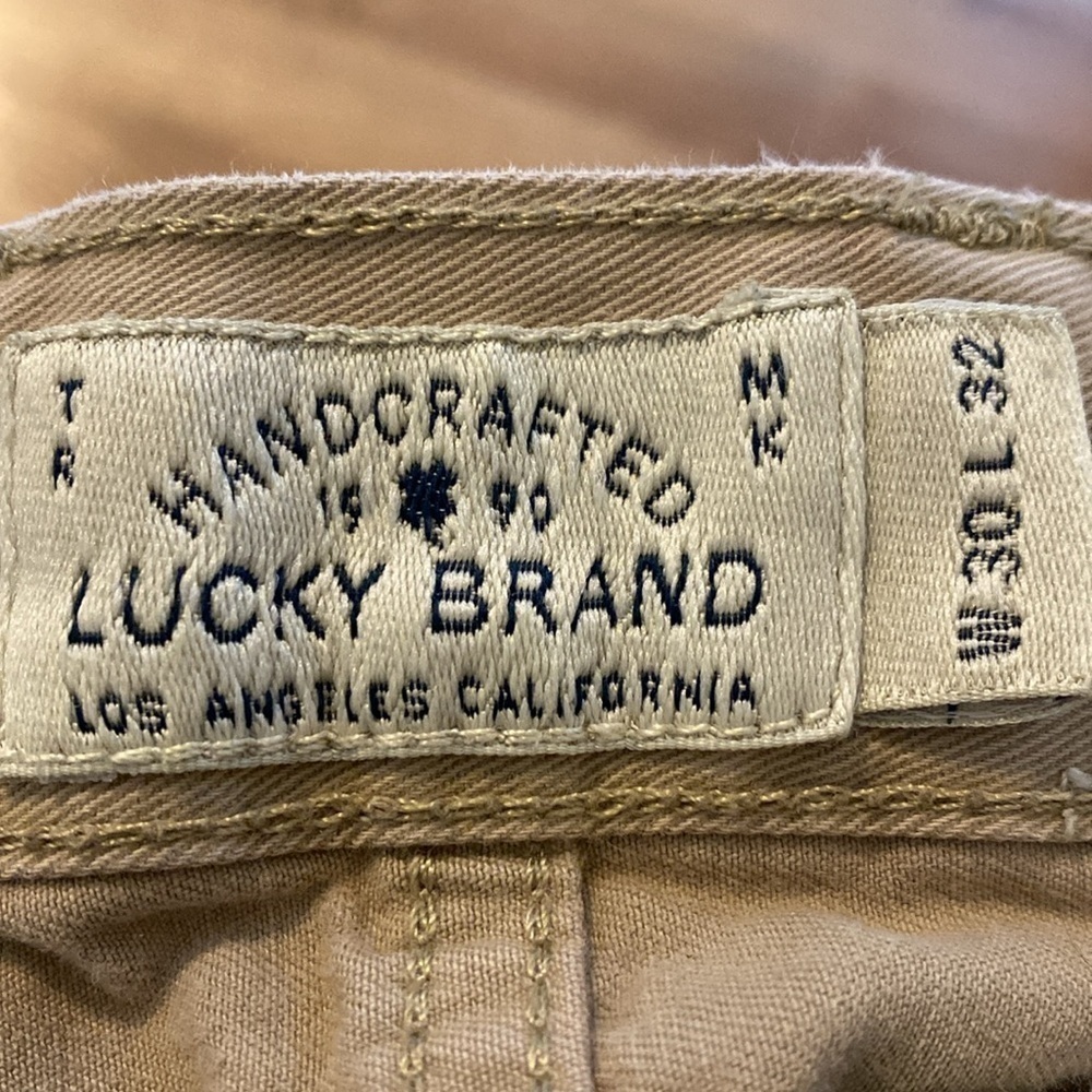 Lucky Brand 221 Original Straight Pants | Men’s Tan Distressed Trousers | 30x32 - Picture 2 of 7